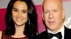 Брус Уилис: Жена ми командва вкъщи