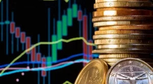 Еврото със спад спрямо долара и йената