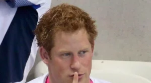 Принц Хари показа новата си приятелка