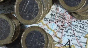 Добрите продажби на италиански дълг помогнаха на еврото