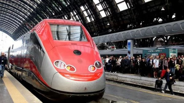 ЕК: ЖП транспортът задължително достъпен за хора с увреждания