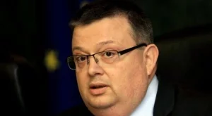 Цацаров: Започва процедура по отнемане на лиценза на ЧЕЗ