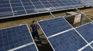 Най-големият китайски производител на слънчеви батерии банкрутира