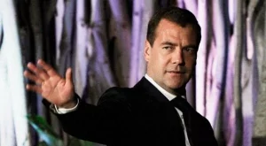 2013/03/22/0494481001380565670