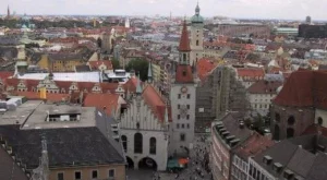 2013/03/25/0820430001380565542