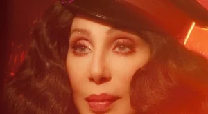 Шер получи сърдечен удар