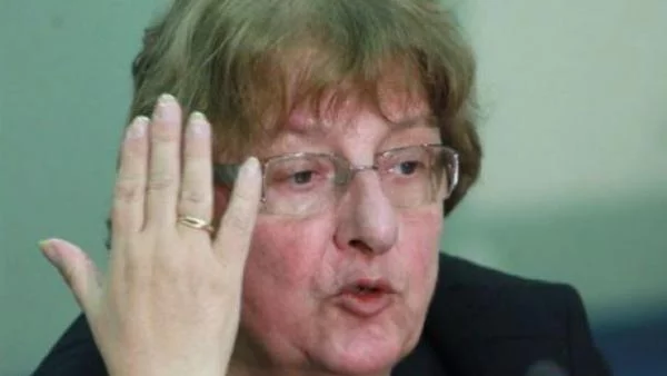 Харитонова: Поскъпване на тока при либерализация ще има - въпросът е за какъв период от време