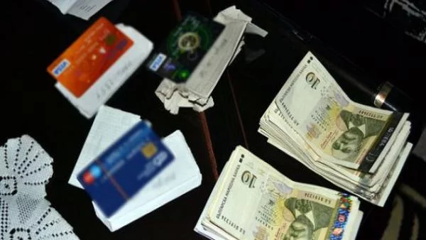 Българският лев е стабилен, народът е беден