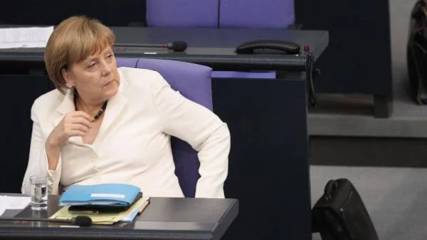 Данни на ЕЦБ възмутиха Ангела Меркел