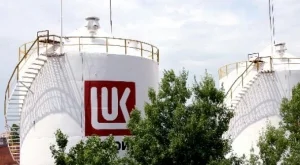 Пазарът на горива няма да пострада от отнетия лиценз на "Лукойл"