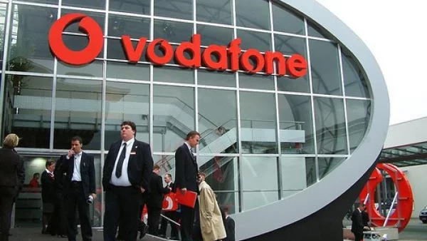 Vodafone иска 120 млрд. $ от Верайзън Уайърлес