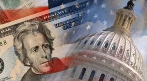 Доларът в защитни позиции след данните за икономически растеж в САЩ