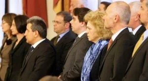 2013/05/07/0030828001380563455