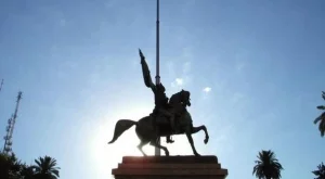 2013/05/08/0789357001380563408