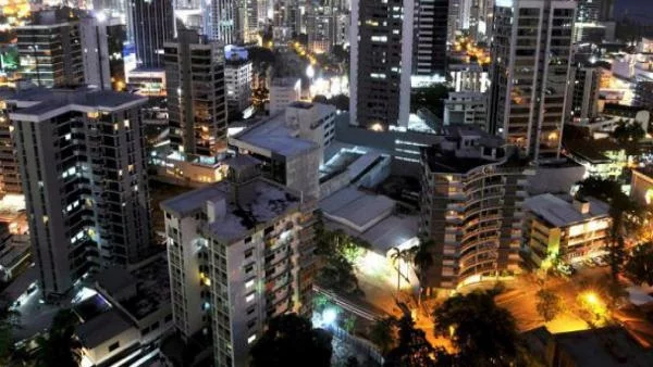 Недостиг на електричество затваря университети в Панама