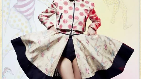 Knapp пролет 2013 - оригинални принтове и женствени силуети 