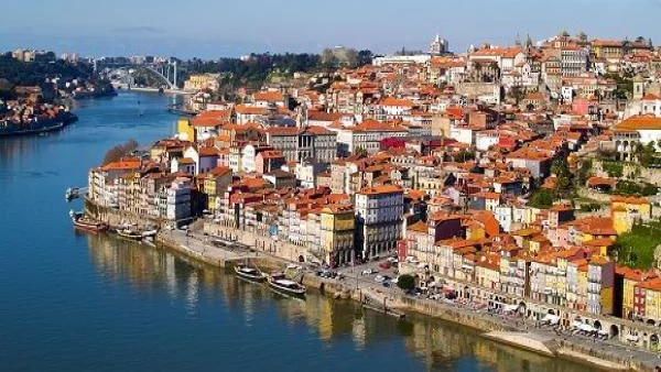 Португалия получава следващия транш по спасителния си план