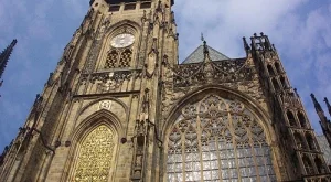 2013/05/16/0037539001380562892