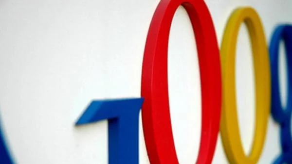 Акциите на Google минаха 900 долара