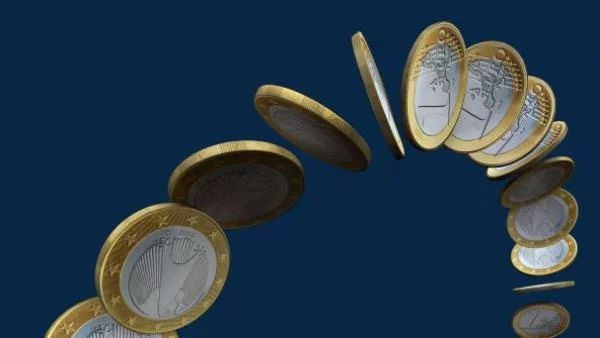 Външнотърговският излишък на еврозоната достигна 22.9 млрд евро