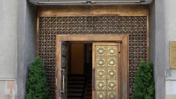 МИ: Ще е пагубно, ако завършим годината без приет бюджет 