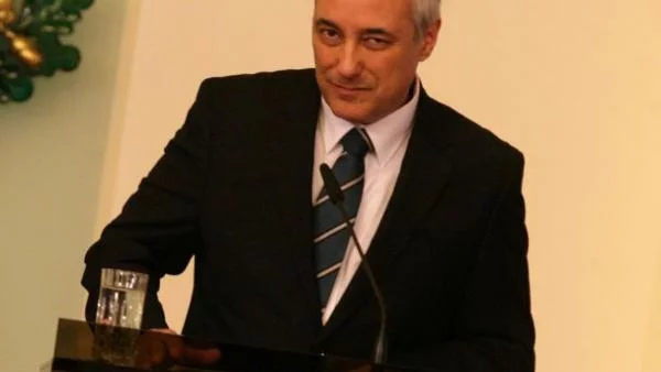 Кабинетът на Райков готви увеличение на тока с 25%