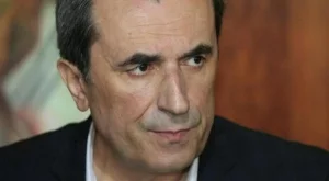 2013/05/27/0437450001380562375