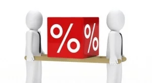 Инфлацията и ниските лихви удрят по джоба на гражданите