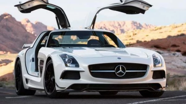 SLC ще се казва наследникът на Mercedes SLS?