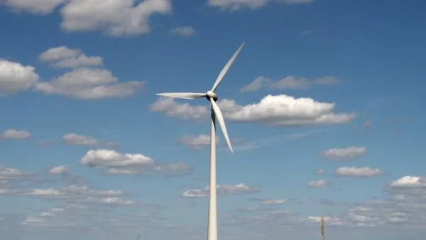 Екоенергийните производители искат спешна среща с министъра