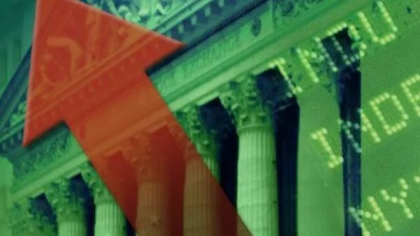 S&P вдигна перспективата по кредитния рейтинг на САЩ