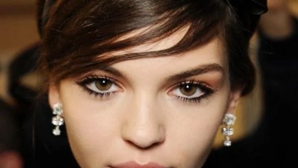 Тенденции пролет/лято 2013 за красив и нежен грим