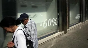 Евростат: В България все още се живее най-зле