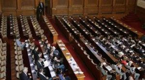 Парламентът прие промени в Закона за възобновяемите енергийни източници