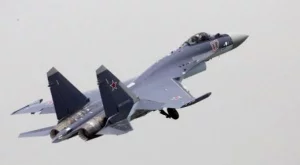 2013/06/25/0392190001380560752