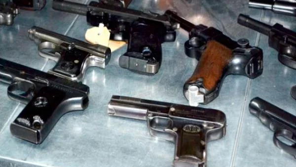 Световната криза не влияе върху търговията с оръжие