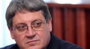 Депутатите изслушват шефа на НЗОК