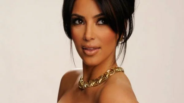 Ким Кардашиян влиза във форма с тежки тренировки