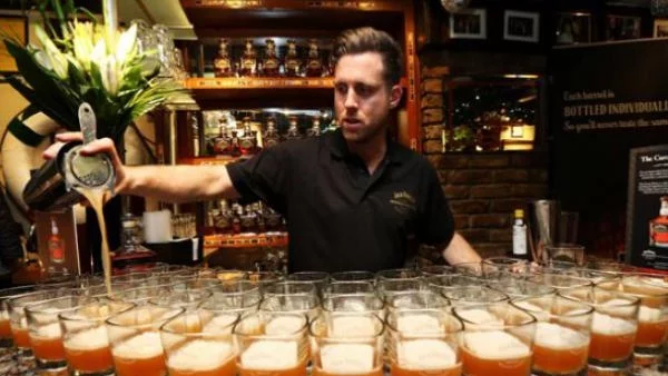 Испания вдига данъка върху цигари и алкохол, чисти държавен дълг