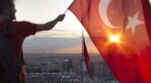 Външнотърговският дефицит на Турция със 17% нагоре 