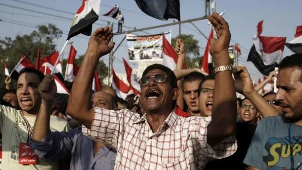 До шест месеца икономиката на Египет ще се срине