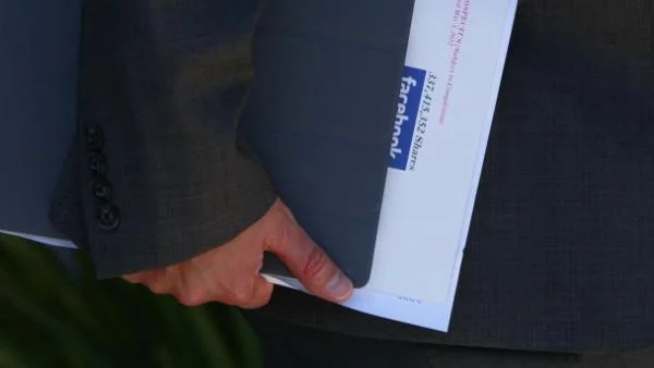 Инвеститорите се насочиха към закупуване на поевтинелите валути