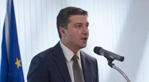 Стойнев: Младите имат право на протест, но всички ли излязоха да гласуват