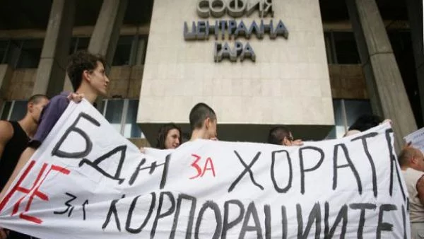 Най-добре беше да се фалира БДЖ и да се направи нова компания, казва транспортният министър