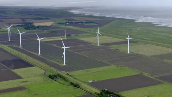 Очертава ли се нова каша със зелената енергия?