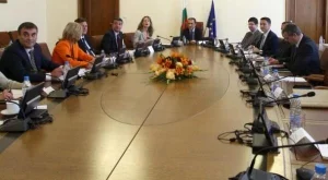 Какво свърши кабинетът Орешарски дотук - популизъм или невежество?