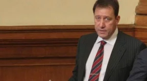 2013/07/29/0367454001380558821