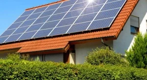 Еврокомисар похвали споразумението за соларните панели с Китай