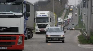 Румъния сваля таксата за Дунав мост