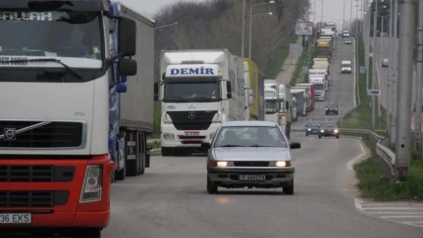 Румъния сваля таксата за Дунав мост